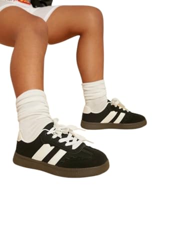 Kids Lightweight Sneakers, Combining Comfort and Versatility, Strap Design.2