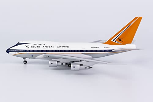 07025 Boeing 747SP South African Airways Delivery Livery (1970s) ZS-SPD Scale 1/400