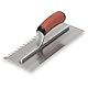 Marshalltown Lay Flat Zahnkelle, Kerbe 10 mm, Carbonstahl, Durasoft Griff, Grösse: 279x114 mm