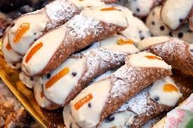 CANNOLI SICILIANI con pura ricotta di pecora 8 pz pasticceria