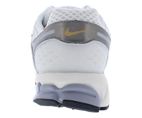 Nike Zoom Vomero 5 Shoes (HJ7247-099, Platinum Tint/Metallic Pewter/Metallic Gold/White)4