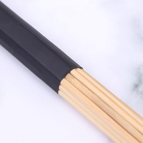 Par de baquetas de madera con mango de goma para percusión miniatura 4
