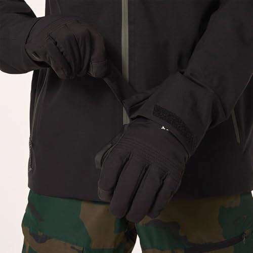 Image of Oakley Men's Kendall Recycled Shell Jacket
