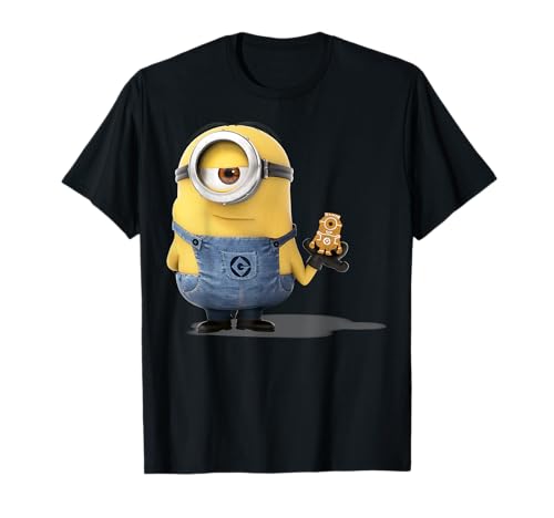 Despicable Me Minions Holding A Ginger Bread Minion Portrait...