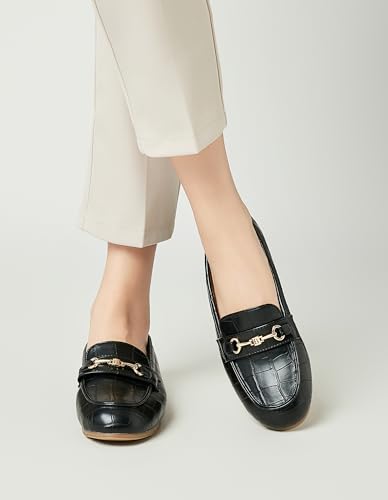 Image of BGSTGUDS Women's Wide Loafers Shoes Cute Dressy Shoes Ladies Comfort Slip Ons Work Shoes