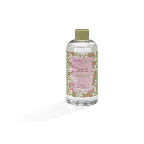 Hassett Green London - Recarga De Difusor De Varillas Con Aceite Aromático Apple Blossom - Botella Grande De 250ml Para Ambientar Tu Hogar Con F Hassett Green London - Recarga De Difusor De Varillas Con Aceite Aromático Apple Blossom - Botella Grande De 250ml Para Ambientar Tu Hogar Con F