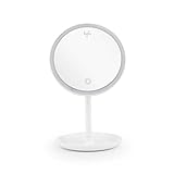 Enfin pour encore plus de confort, le miroir connecté BE_LITE possède un voyant lumineux qui indique le statut de charge de l'appareil.