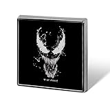 ピンバッジ ヴェノム ブローチ 徽章 ボタンブローチ 缶バッジ 合金製 襟章 アクセサリー 正方形 お洒落 軽量 人気