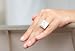 Imagen de SILBERMOOS Anillo de mujer placa cuadrada abierta en el centro con una perla y cepillado Plata esterlina 925