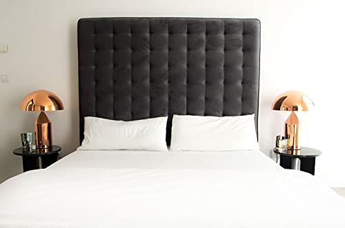 Cama tapizada con terciopelo gris oscuro y una gran superficie de descanso de 200 x 160 x 160 cm. Calidad de 120 kg Cover