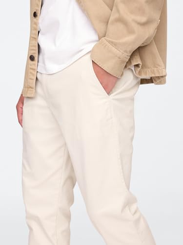 Image of Gap Men's Essential Slim Fit Chino Pants