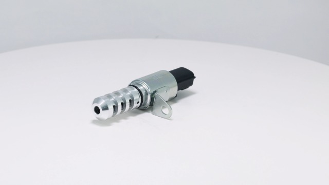 VALVULA VVT NISSAN ALTIMA ROGUE 14-15 2.5L Código: 23796-3TA1A