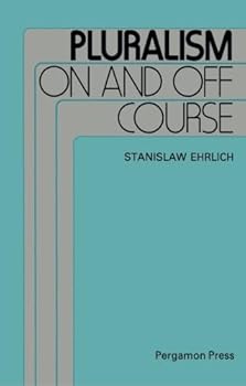 Paperback Pluralism on and Off Course Book