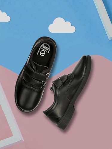 Image of Bata Kids Unisex Velcro School Shoes