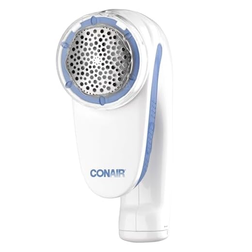 Conair Fabric Shaver and Lint Remover, Battery Operated Portable Fabric Shaver, White