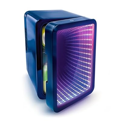 So Chill - Mini nevera con efecto LED infinito, jugadores, estudiantes, viajes en casa/coche, Hangouts + más, alimentado por USB, calcomanías incluidas, 6 latas regulares, puerta con efecto espejo | Ya disponible en tu tienda friki favorita! En mundofriki.es!
