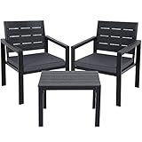 MAGISCHE ENTSPANNUNG: Dieses Gartenmöbel-Set vereint eine stabile Metallstruktur sowie eine Kunststoffoberfläche, die Holzlatten ähnelt, in sich. Es verleiht denjenigen, die auf ihm sitzen, ein Gefühl der Ruhe und Entspannung und Ihrem Garten eine magische Note