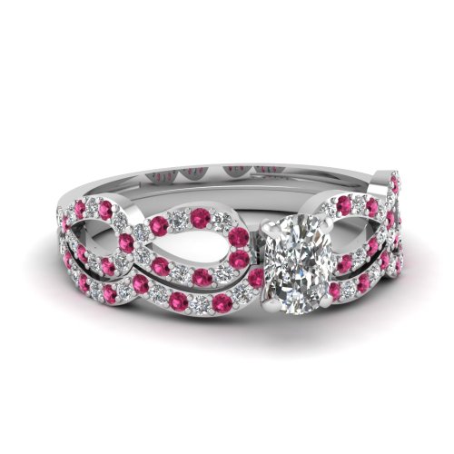 Bague de mariage coussin en argent : le cadeau surprise minimal pour elle