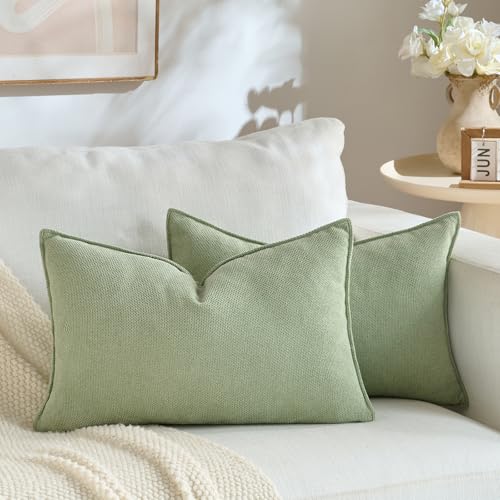 FDTERN Lot de 2 Housses de Coussin 30 x 50 cm Vert Sauge Chenille au décor Moderne Design uni et Neutre avec Bordure Design Unique Convient pour la Chambre à...