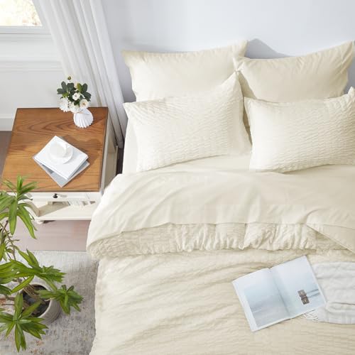Image of Zzlpp Queen Comforter Set 7 Pieces, Pale Yellow Seersucker Bed in a Bag with Comforter, 2 Pillow Shams, 2 Pillowcases, 1 Flat Sheet, 1 Fitted Sheet