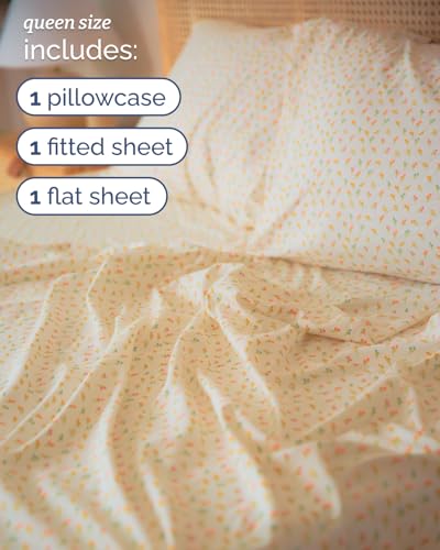 Image of Queen 4 Piece Floral Sheet Set - Soft, Breathable & Cooling - Petite Garden