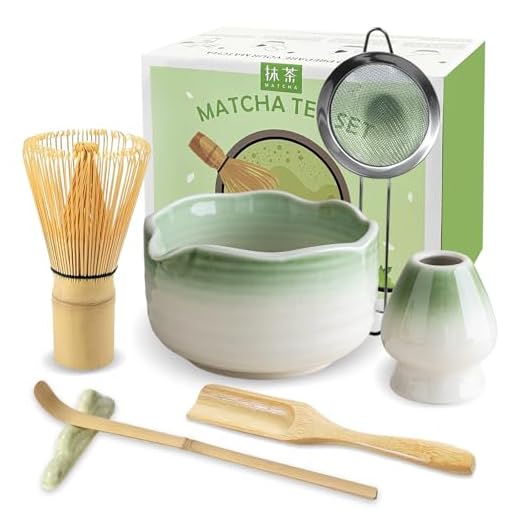 JBER Matcha Besen Set, Matcha Set 7-Teiliges - Matcha Besen und Besenhalter, Matcha Schale mit Auslauf, Sieb, Löffel und Halter, Japanisches Matcha Tee Set für Matcha-Liebhaber, Hellgrüner Farbverlauf