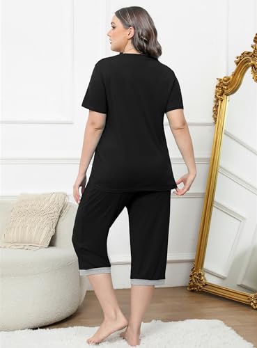 OLRIK Women's Capri Pajama Sets Plus Size Cute Floral Pjs Short Sleeve Tops and Pants Lounge Sets with Pockets (1X-5X)3