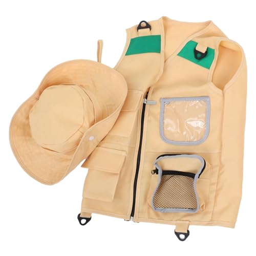Vêtements aventure enfant avec gilet respirant et chapeau camping