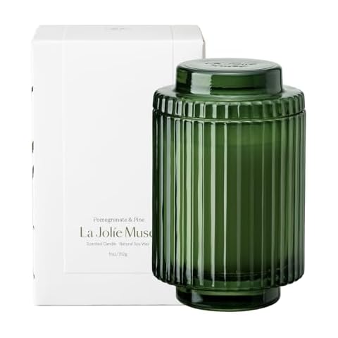 LA JOLIE MUSE Pomegranate & Pine Candle Cover