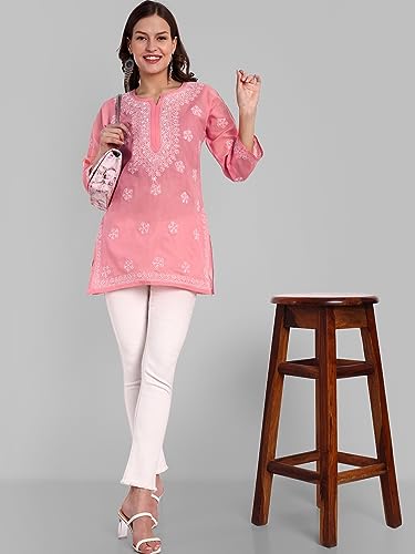 Image of Ada Hand Embroidered Lucknow Chikankari Straight Round Neck Cotton Blend Short Kurti Tunic Top for Women A911333
