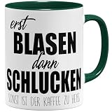 OM3® witzige Kaffee-Tasse mit Spruch - Erst Blasen dann Schlucken - zweideutig - Statement - Spruchtasse - Keramik Becher - 325ml - Beidseitig Bedruckt - Grün