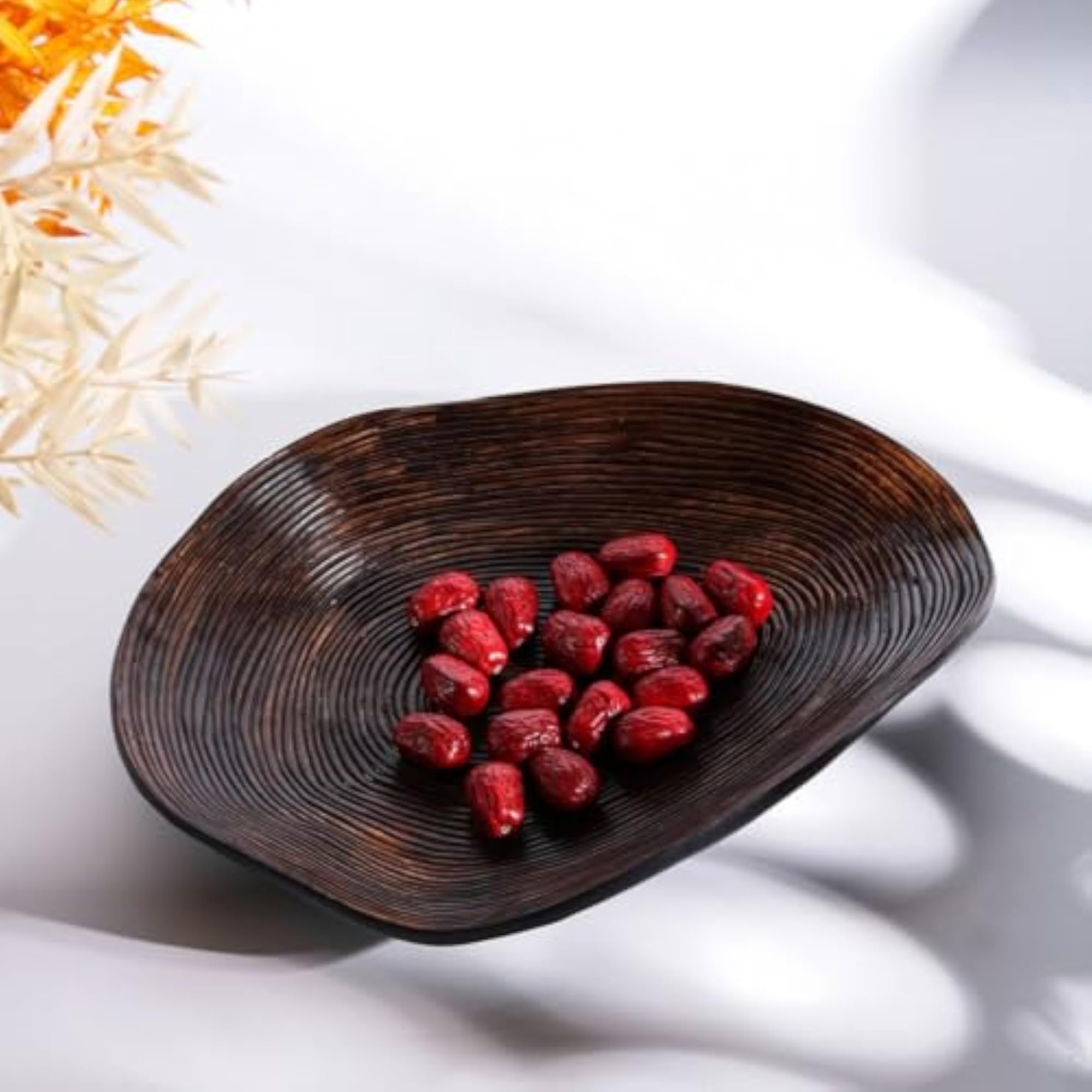 Irregular Decorative Tray, Shallow Oval Design