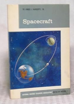 Paperback Spacecraft (A Vistas of science book) Book