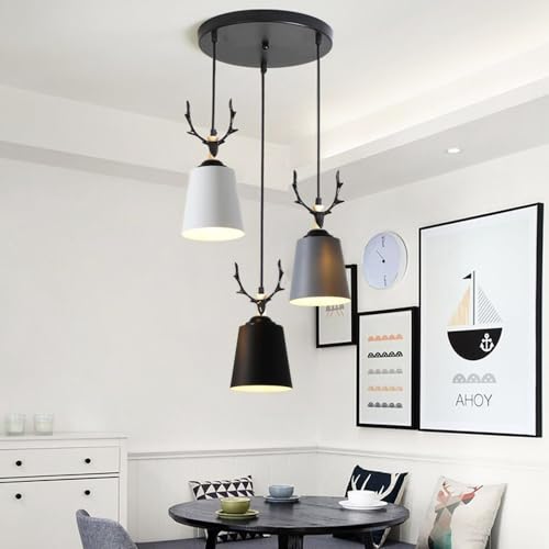Suspension 3 lampes bois de cerf : l'éclairage parfait sans zone d'ombre