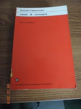 Paperback Human resources : cases and concepts Book
