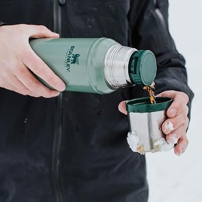 Stanley Classic Legendary Vacuum Bottle