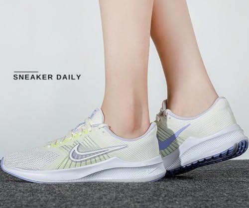 Image of Nike Women's Shox Q'Vida Walking Shoes