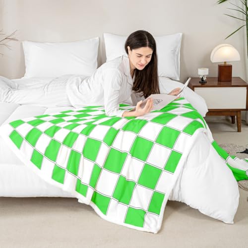 Image of Erosebridal Initial Letter L Sherpa Blanket Pink and White Checkered Fuzzy Plush Throw Cute Monogram Plaid Fleece Blanket for Kids Girls Women,Kawaii Gingham Grids Decor for Bed Couch Queen 90 inchx90 inch
