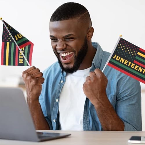 Banderas Juneteenth pequeñas para desfiles comunitarios y decoración de mano 5