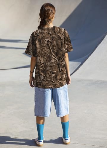 Camo Shirt for Women Men Oversized Camouflage Maple Leaf Print Camo T Shirt Short Sleeve Summer Camo Top2