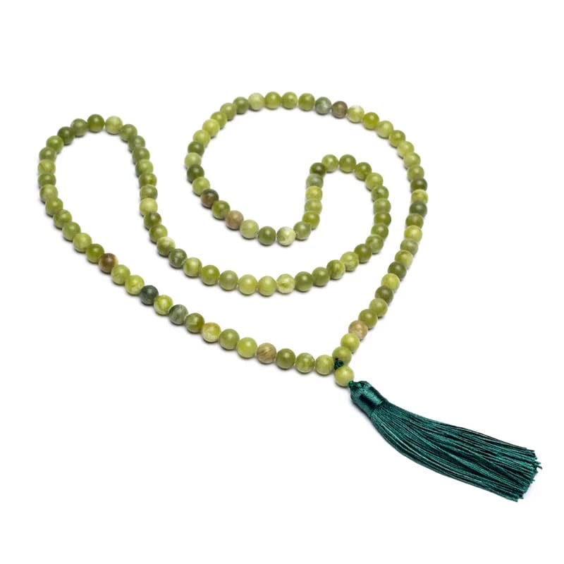 Panotophia Mala grüne Jade mit Quaste- 0.8cm