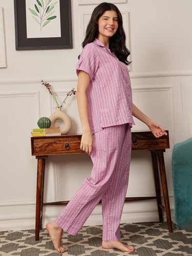 Image of Clovia Women Rayon Night Suit- Printed, Shirt & Pyjama Set