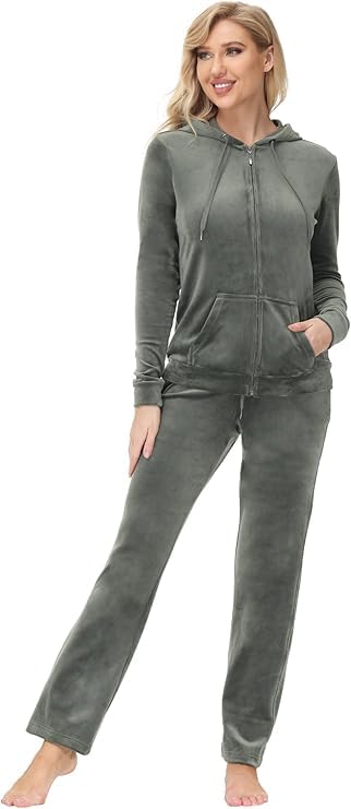 AREAL FASHION Women’s Regular Fit Velvet Track Suit for Winter Night Suit Set/Hooded Loungewear Set, Full Length AREAL FASHION Women’s Regular Fit Velvet Track Suit for Winter Night Suit Set/Hooded Loungewear Set, Full Length