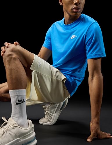 Image of Nike Men's Mid Rise Straight Fit Mesh Sweatpants