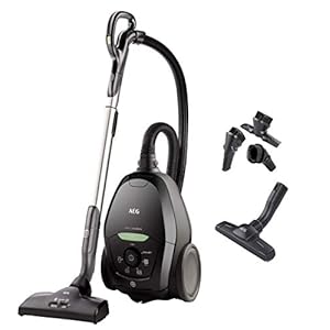 AEG VX82-1-ÖKO Duurzaam Stofzuiger met zak (75% gerecycled kunststof, 600w, Extreem stil, 57DB, XXL wielen, Smart zuigmond, Parketzuigmond, wasbaar Hygiene Filter, 12m actieradius, 3-in-1 acc) zwart