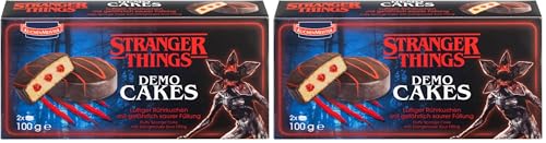 KuchenMeister Stranger Things Demo Cakes 2 x 50 g | Luftige Mini-Rührkuchen | Gefährlich saure Füllung | Mit dunkler, zarter Kakaoglasur | Exklusives Lizenzprodukt | 1 x 100 g (Packung mit 2)