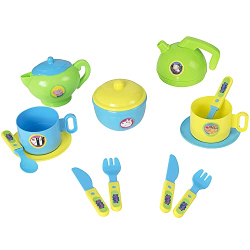 Peppa's Tea Set, Peppa Pig Roleplay, Includes Teapot, Kettle, Sugar Bowl, Cup & Saucers and Cutlery For Ages 3+