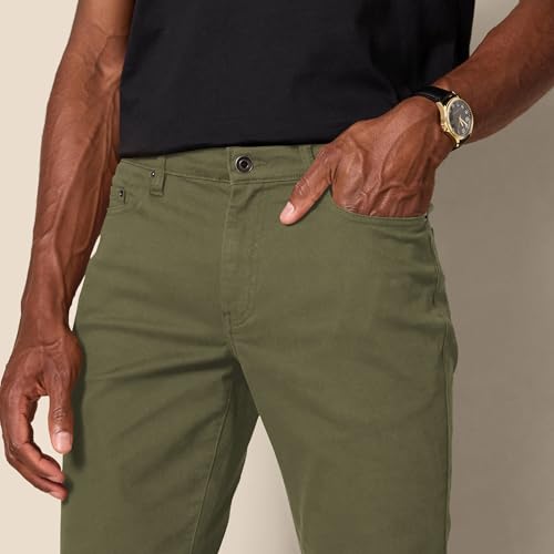 Foto de Amazon Essentials Pantalones ajustados para hombre, diseño de sarga elástica de 5 bolsillos (imagen 5)