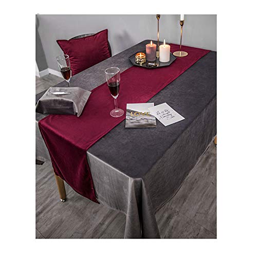 Nappe de Noël rectangulaire pour protéger et sublimer votre table