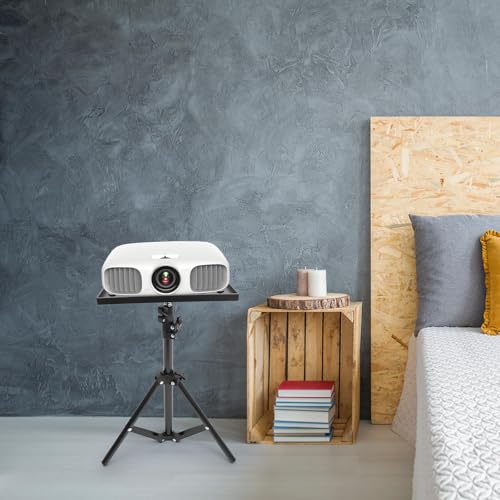 Trípode para proyector estable que soluciona problemas de espacio en casa 4